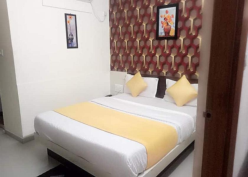 Gujarat Ahmedabad Deluxe Room