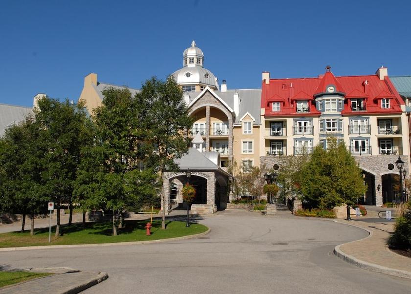 Quebec Mont-Tremblant Exterior