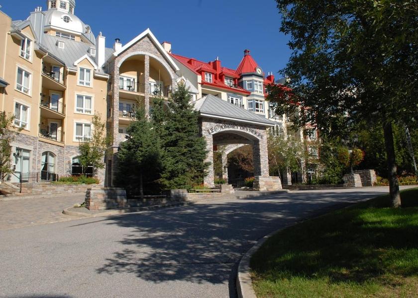 Quebec Mont-Tremblant Exterior