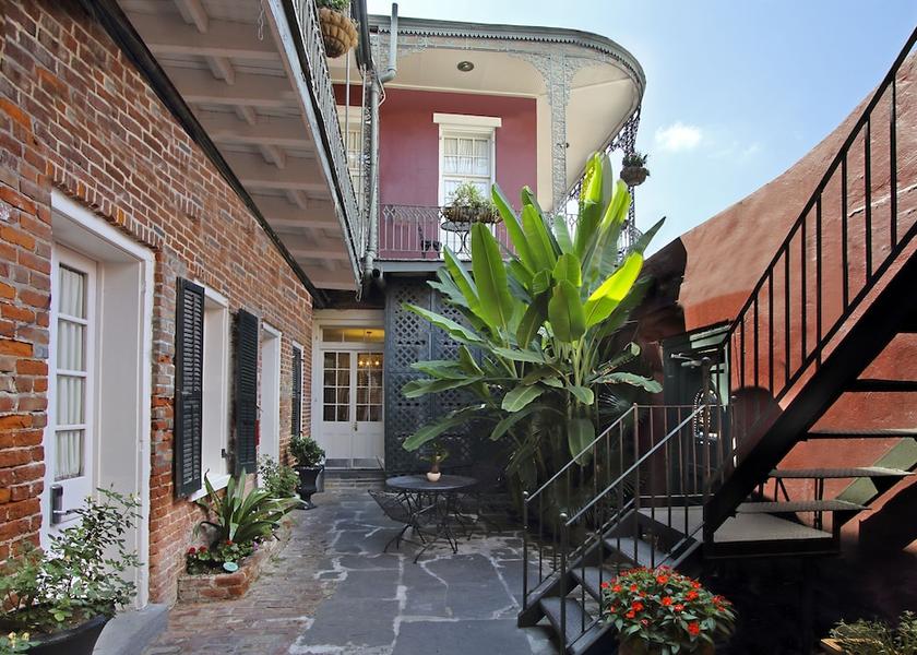 Louisiana New Orleans Property Grounds