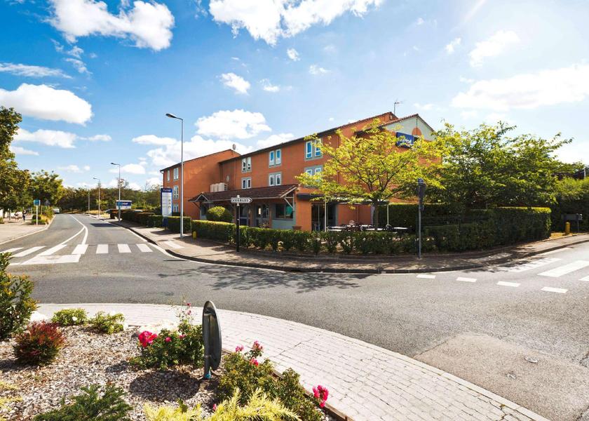 Auvergne-Rhone-Alpes Saint-Genis-Laval exterior view