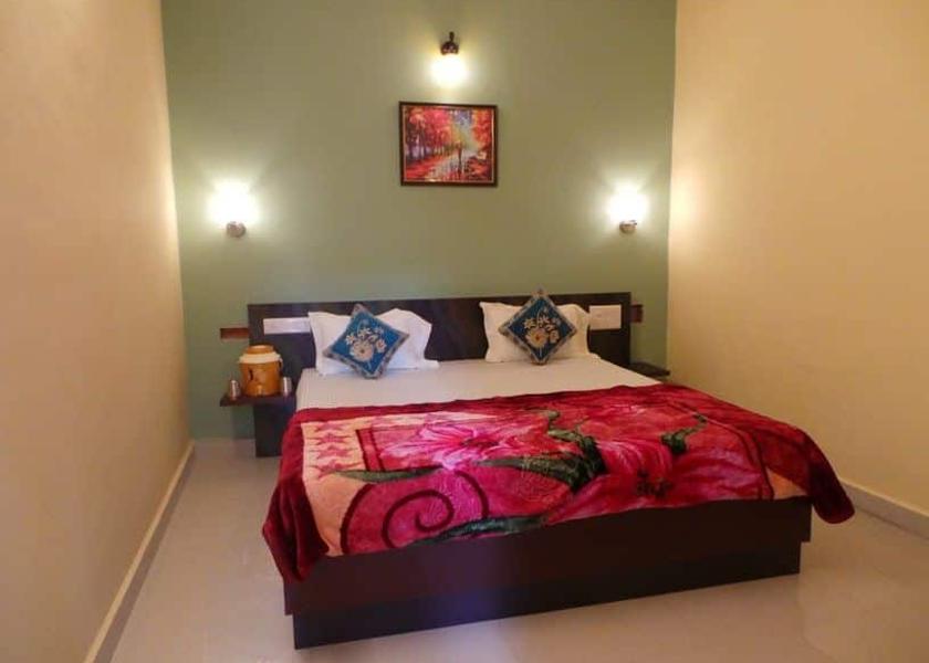 Maharashtra Matheran Deluxe AC Room (Valley View)
