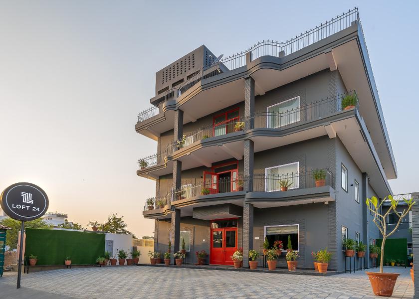 Rajasthan Jaipur Hotel Exterior