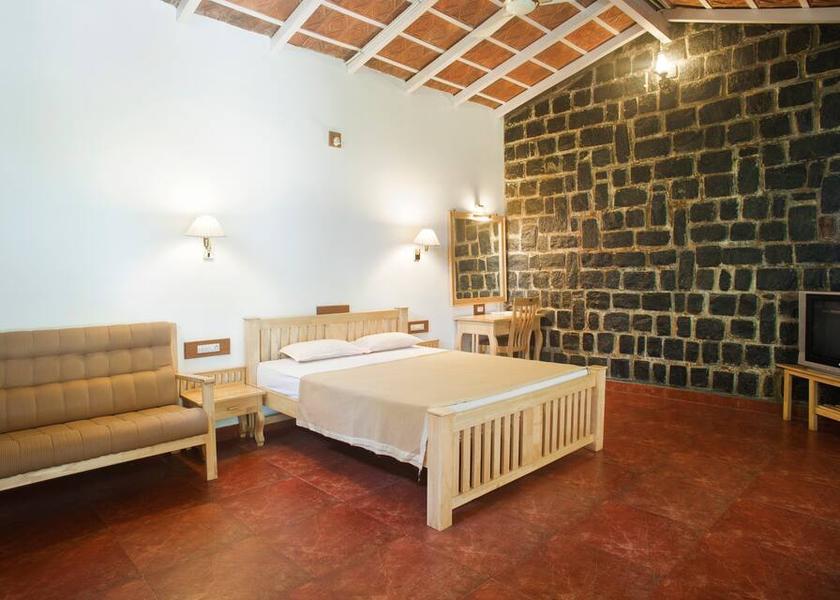 Tamil Nadu Yercaud Deluxe Room