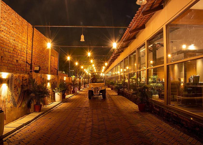 Uttar Pradesh Varanasi Hotel Exterior