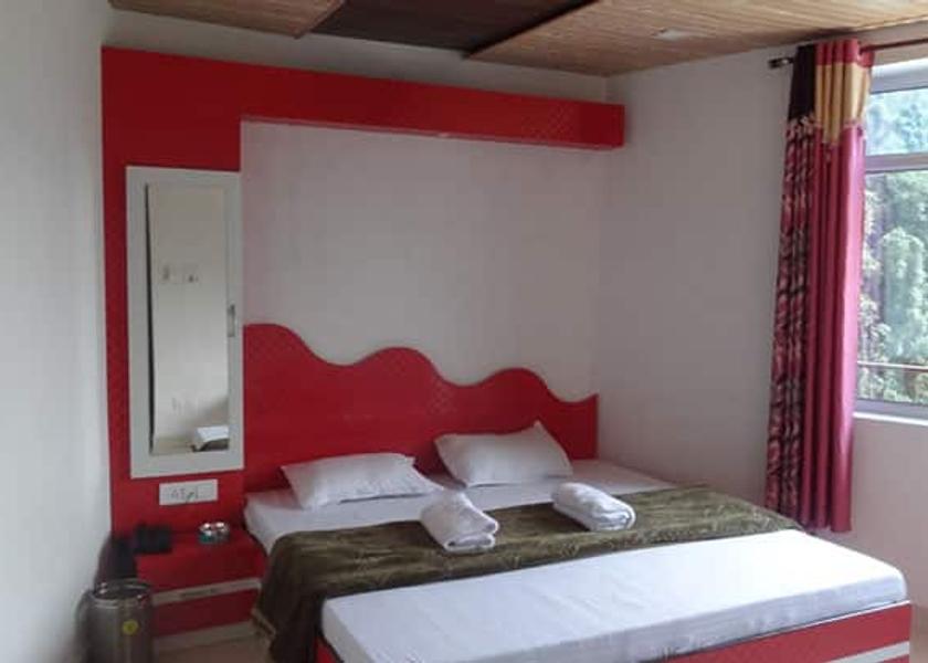 Himachal Pradesh Dalhousie Super Deluxe Room