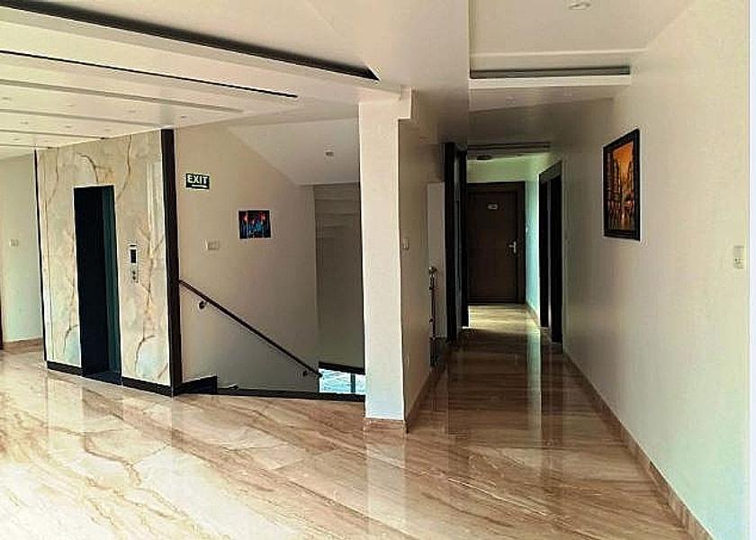 Uttar Pradesh Lucknow Public Areas