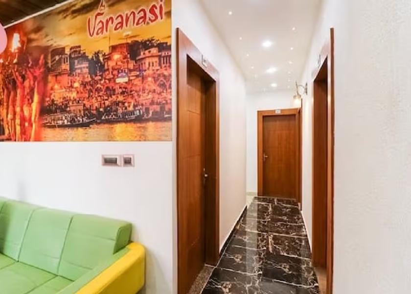 Uttar Pradesh Varanasi Public Areas