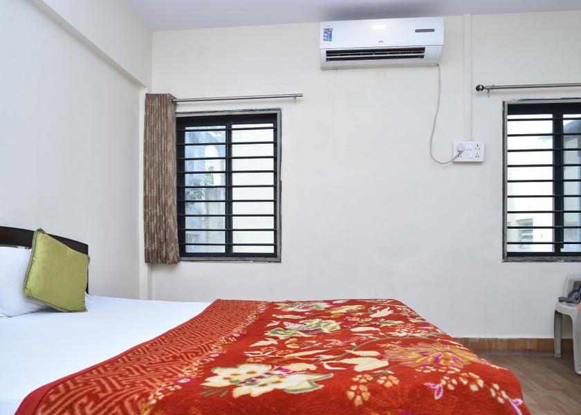 Gujarat Rajkot Executive Royal (AC Room)