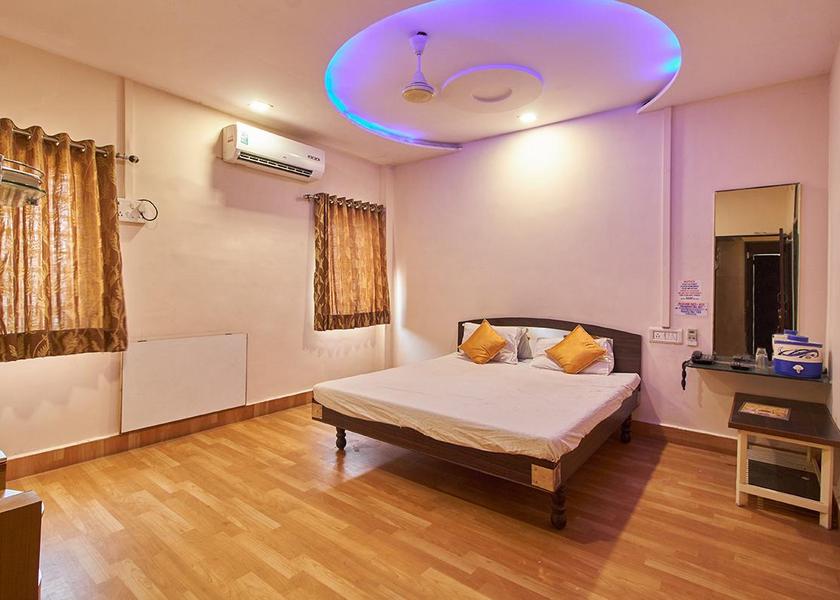Gujarat Rajkot Executive Royal (AC Room)