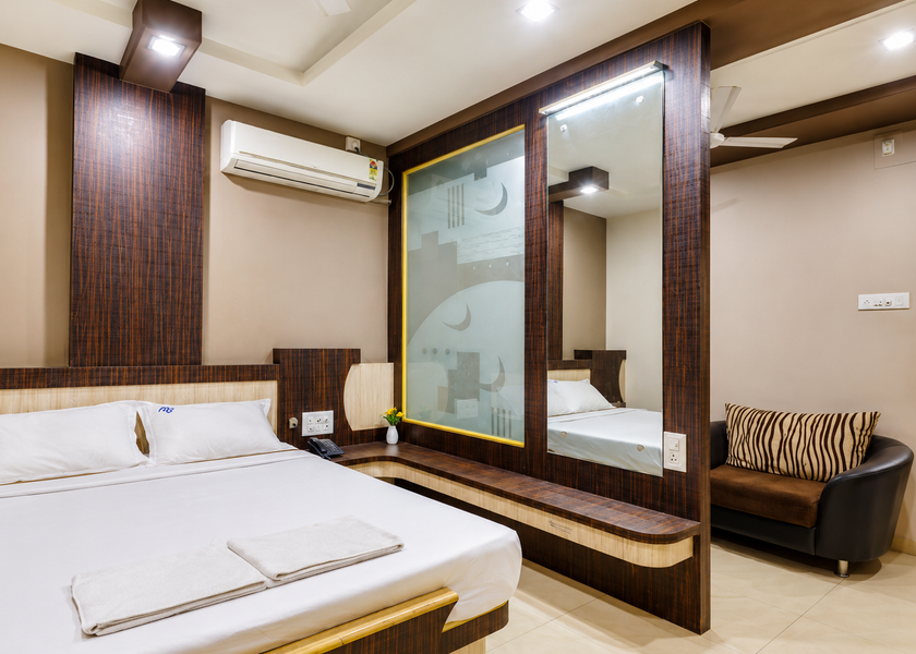 Maharashtra Sangli Deluxe Room Ac