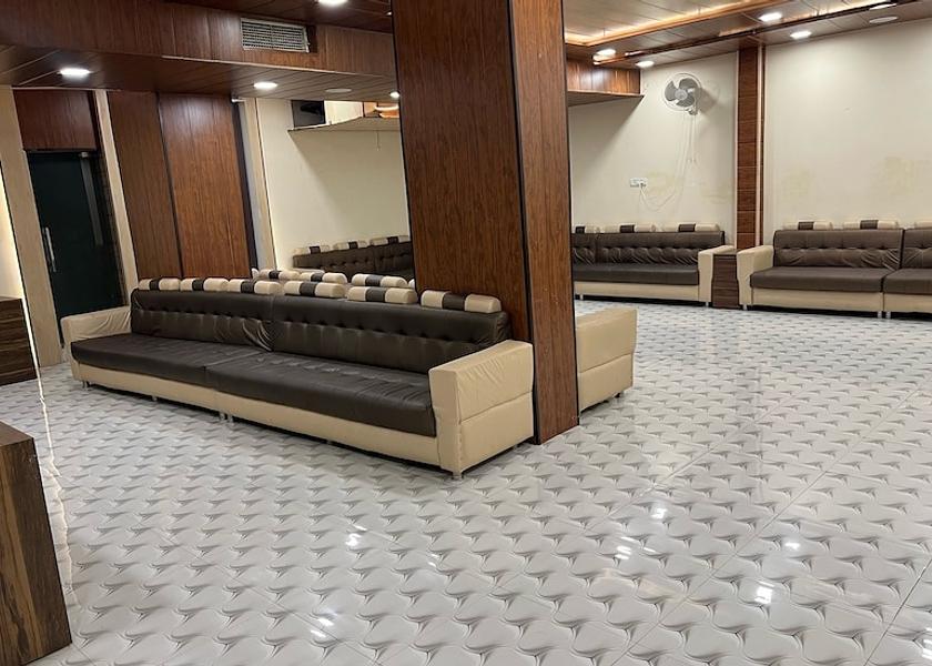 Uttar Pradesh Prayagraj Public Areas