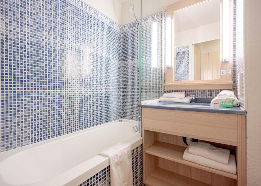 Provence - Alpes - Cote d'Azur Cannes One-Bedroom Apartment with Air Conditioning and Terrace or Balcony (4 People)