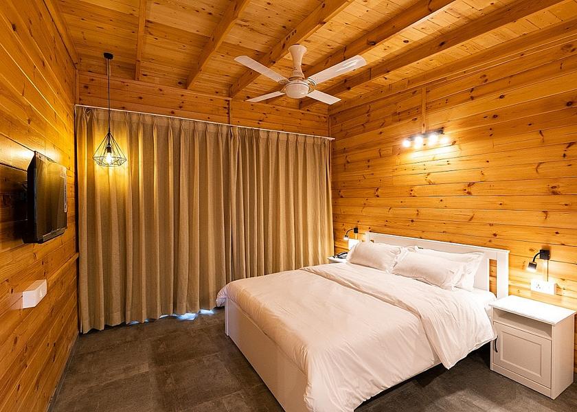 Goa Morjim Deluxe Cottages