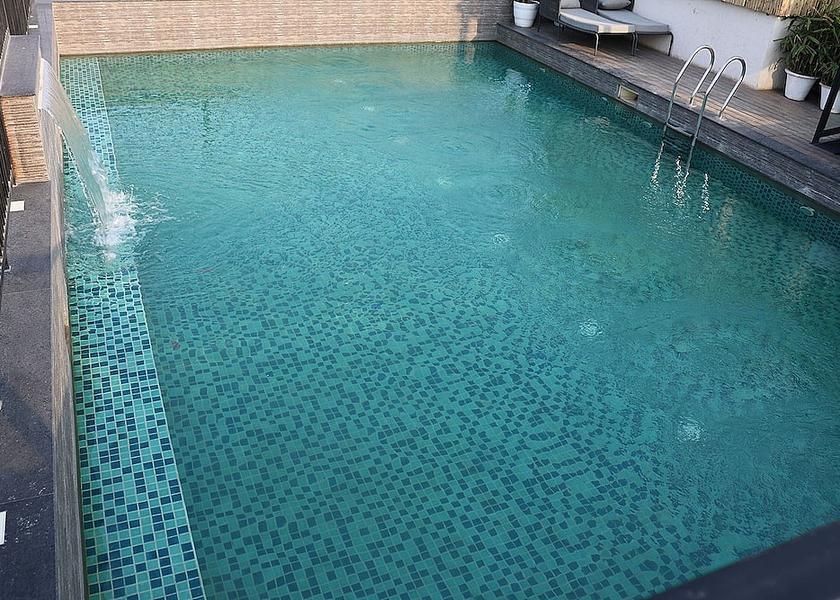 Uttar Pradesh Lucknow Rooftop pool