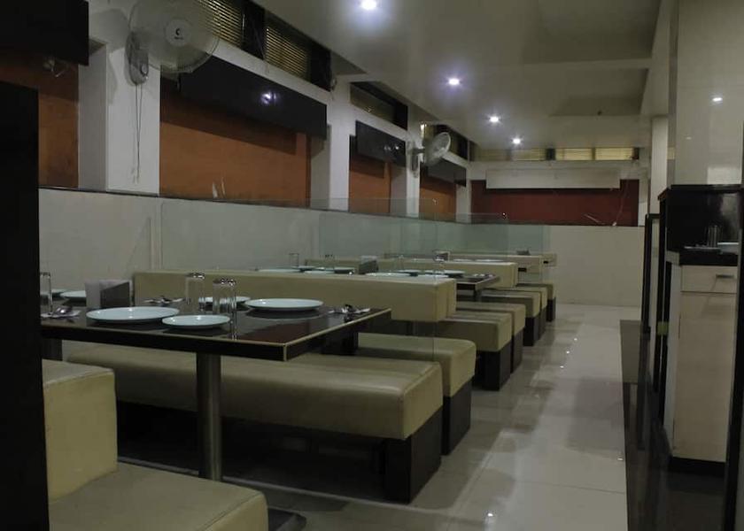 Maharashtra Nashik Food & Dining