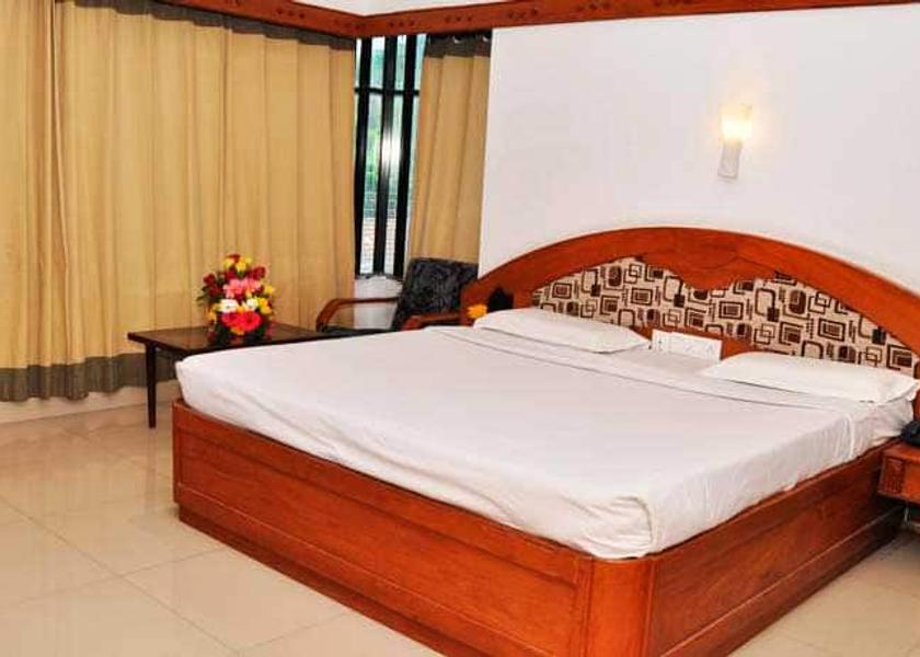 Kerala Palakkad room