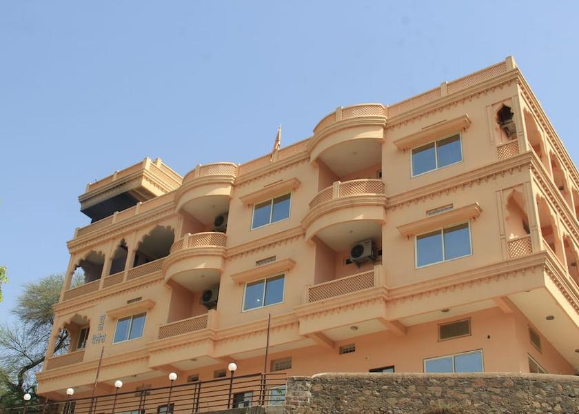 Madhya Pradesh Maheshwar Overview