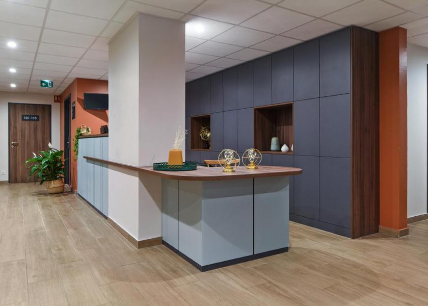 Hauts-de-France La Madeleine reception