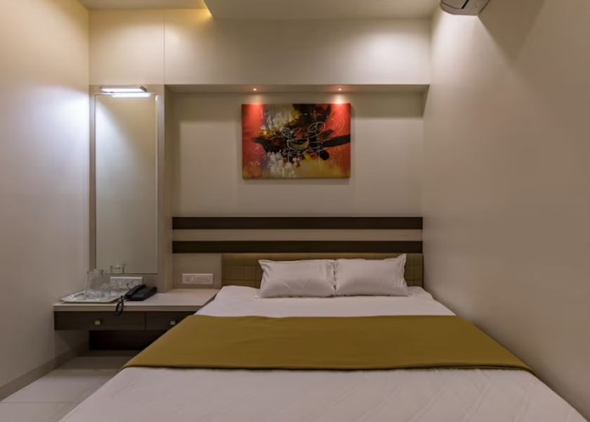 Maharashtra Kolhapur Deluxe Room Ac