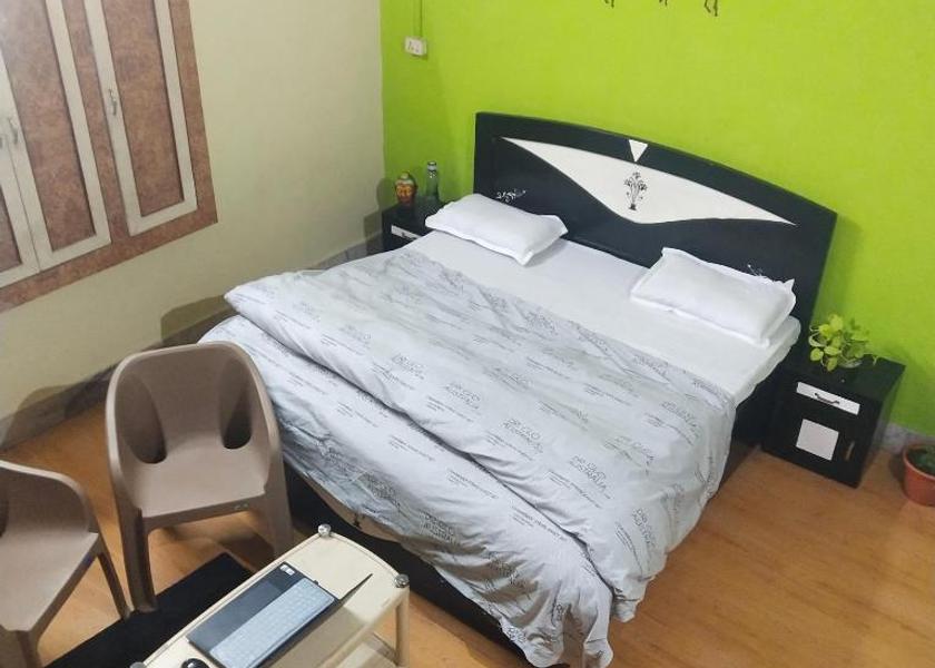 Uttar Pradesh Mathura King Room