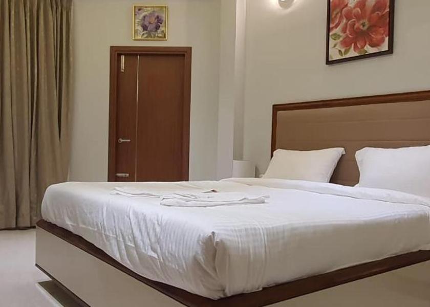 Tamil Nadu Yercaud Deluxe Double Room with Balcony