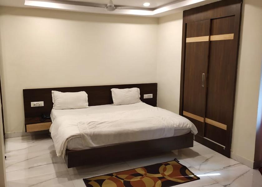 Chhattisgarh Raipur Deluxe AC Room
