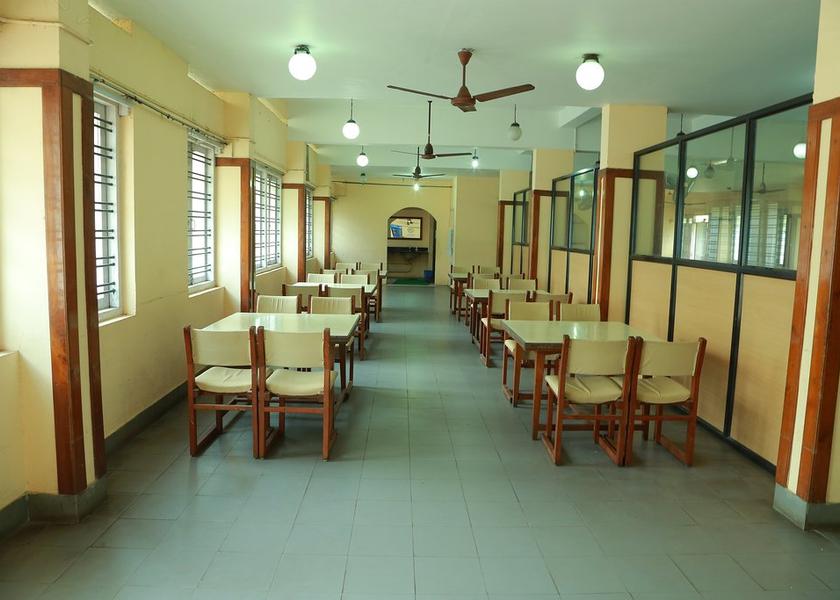Kerala Guruvayur Food & Dining
