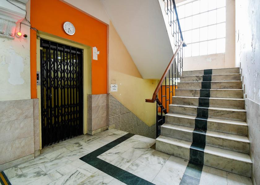 Uttar Pradesh Kanpur Public Areas