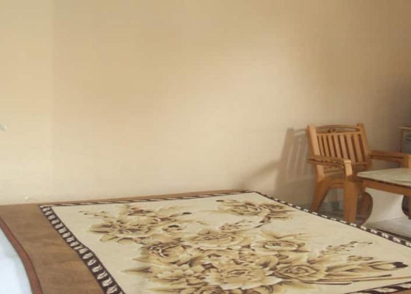 Himachal Pradesh Kangra room