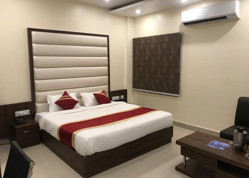 Uttar Pradesh Ayodhya AC Deluxe 