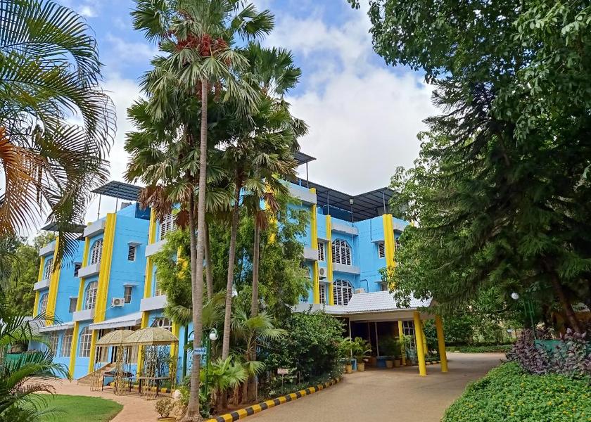 Karnataka Dharwad Hotel Exterior