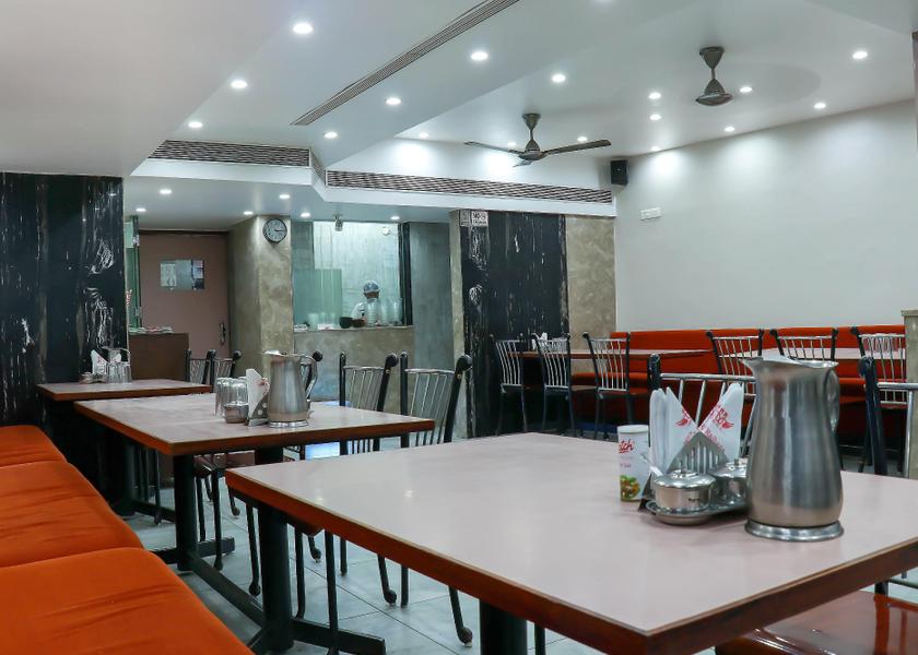 Madhya Pradesh Bhopal Food & Dining