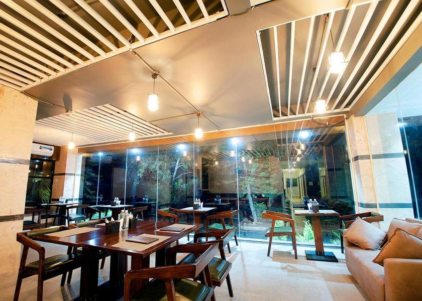 Karnataka Bangalore Food & Dining