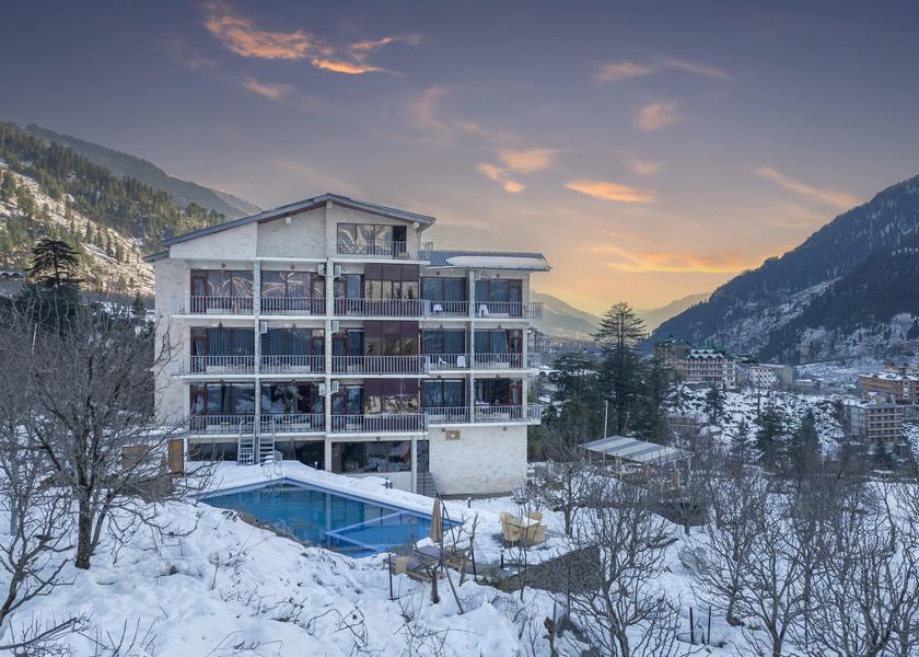 Himachal Pradesh Manali Hotel Exterior