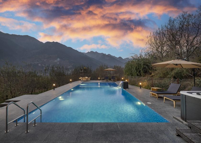 Himachal Pradesh Manali Pool
