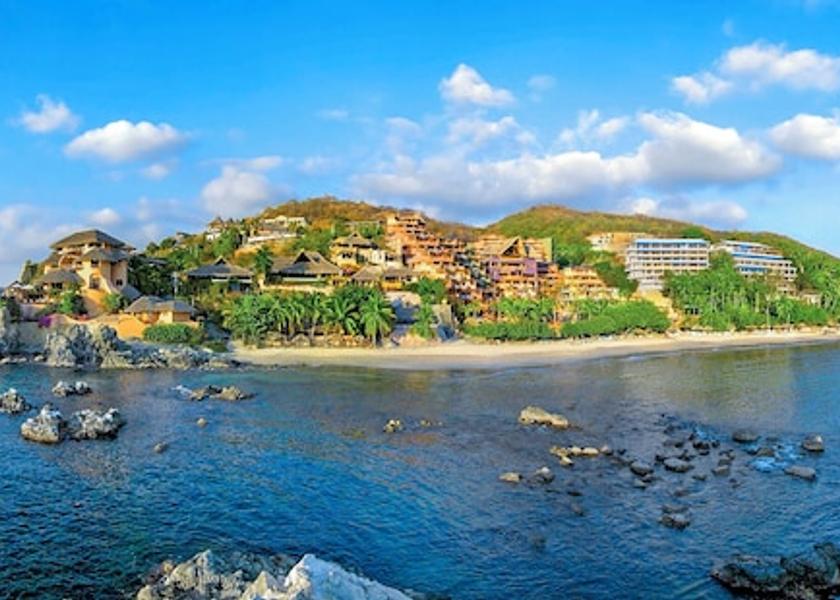 Guerrero Zihuatanejo Exterior Detail