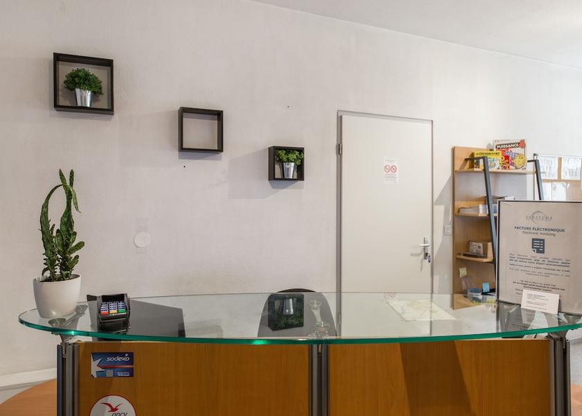 Pays de la Loire Le Mans Reception