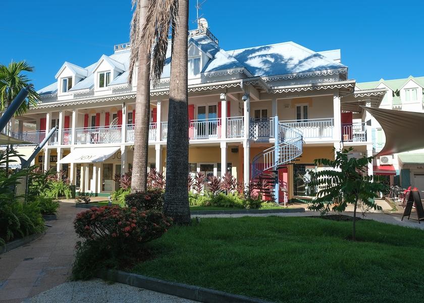  Trois-Ilets Exterior Detail