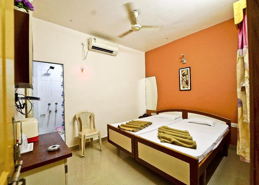 Dadra and Nagar Haveli and Daman and Diu Diu Double Bed AC Duluxe