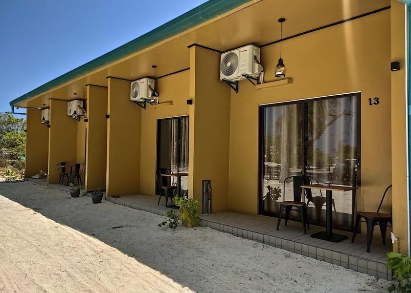 South Ari Atoll Dhiffushi Exterior Detail