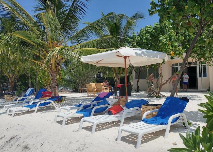 South Ari Atoll Dhiffushi Beach