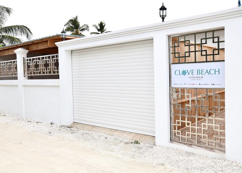 Addu City Feydhoo Front of property