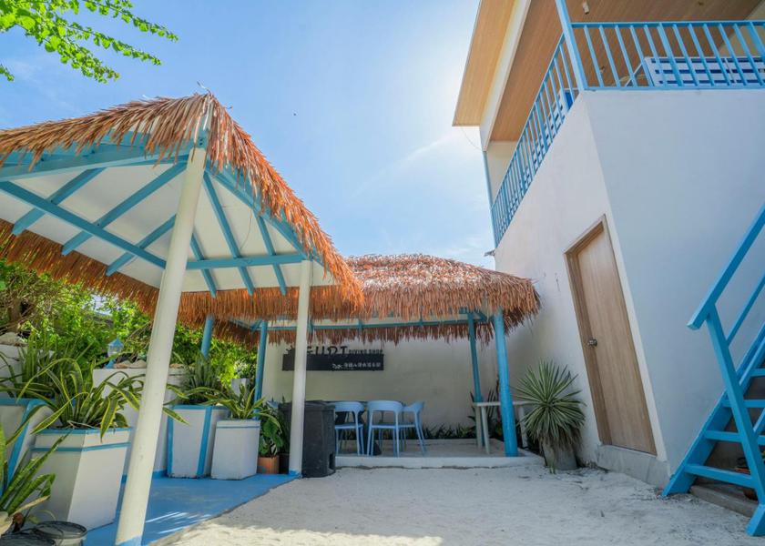 Vaavu Atoll Fulidhoo Exterior view