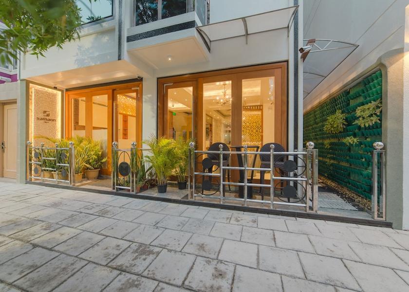 Kaafu Atoll Hulhumalé Entrance