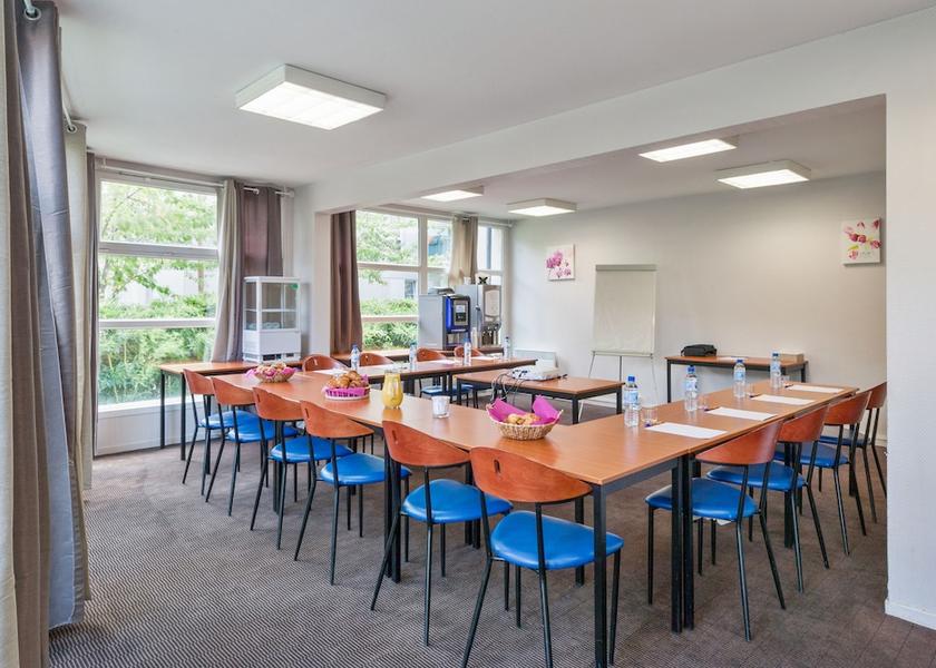 Grand Est Nancy Meeting Room
