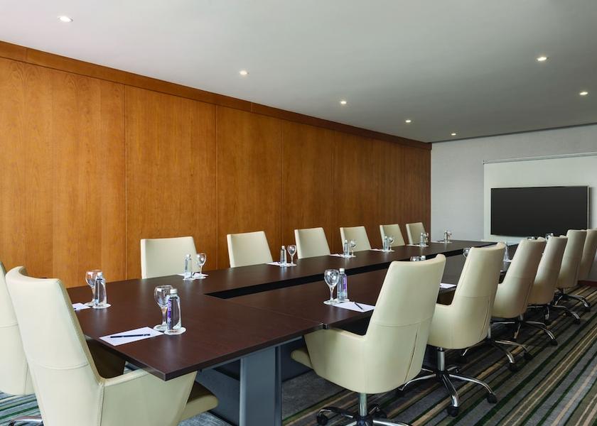  Jeddah Meeting Room
