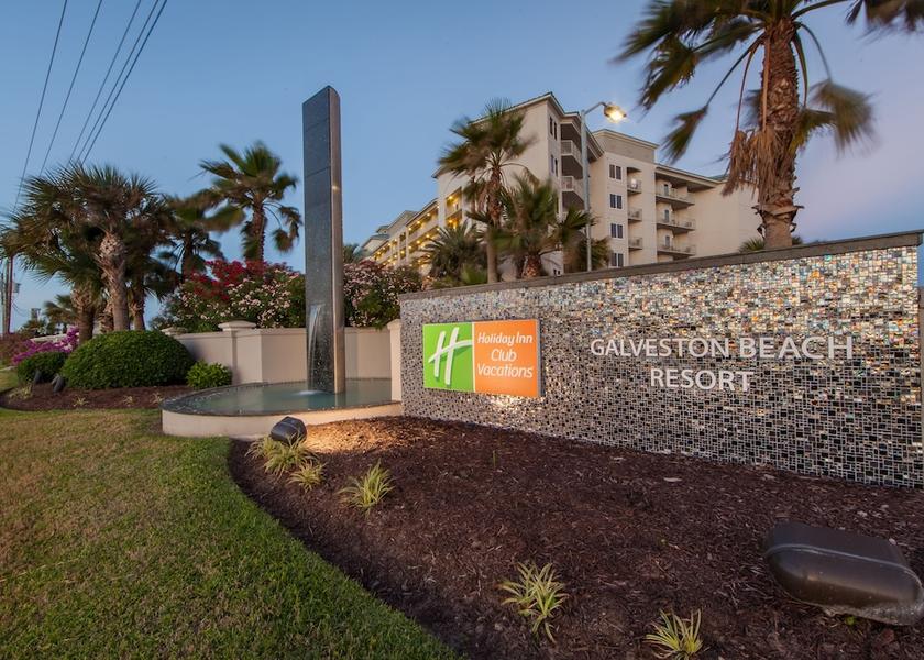 Texas Galveston Entrance