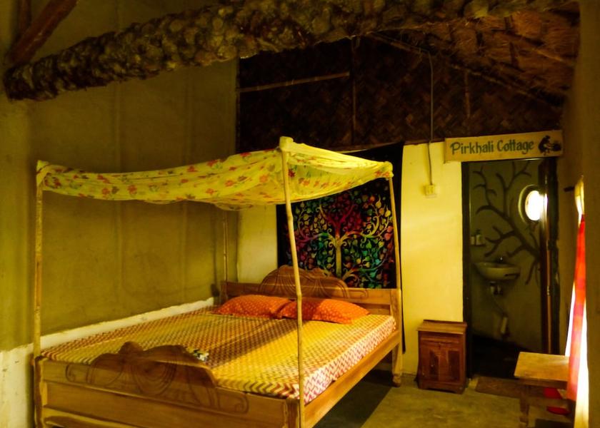 West Bengal Satjelia Interior Entrance
