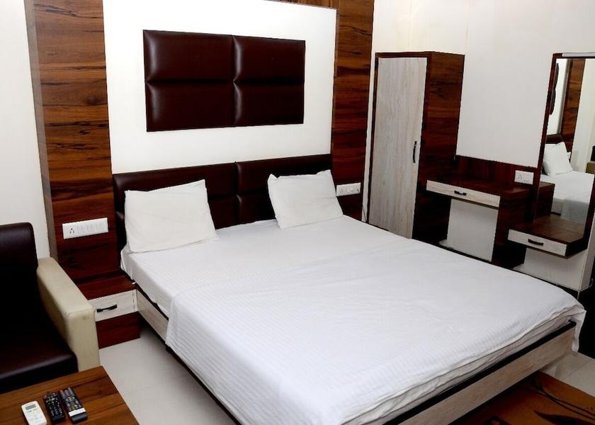 Gujarat Mehsana Room